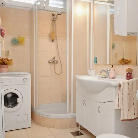 By The Sea - 5869 아파트 *