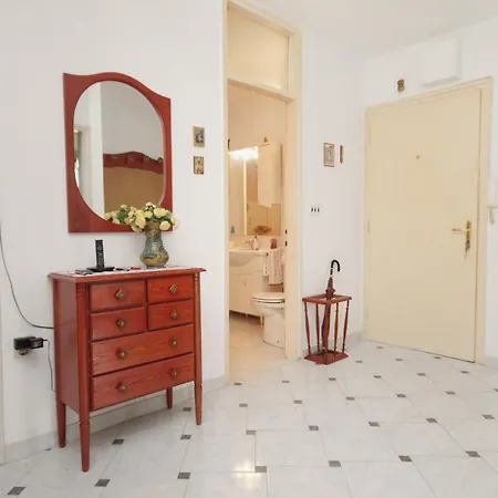 By The Sea - 5869 아파트 *